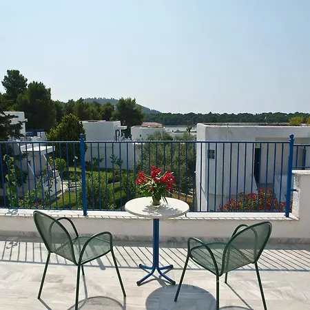 Hotel Muses Koukounaries