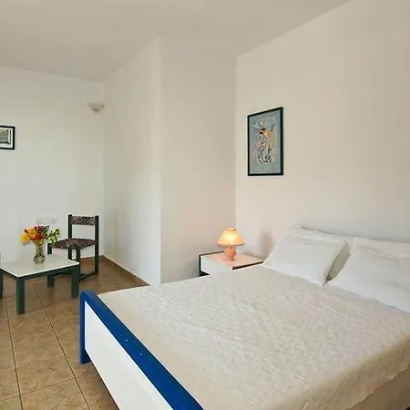 Muses Hotel
