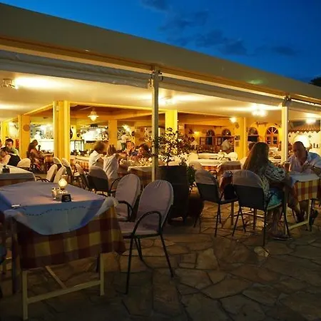 Muses Hotel Koukounaries