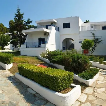 Muses Hotel 3*
